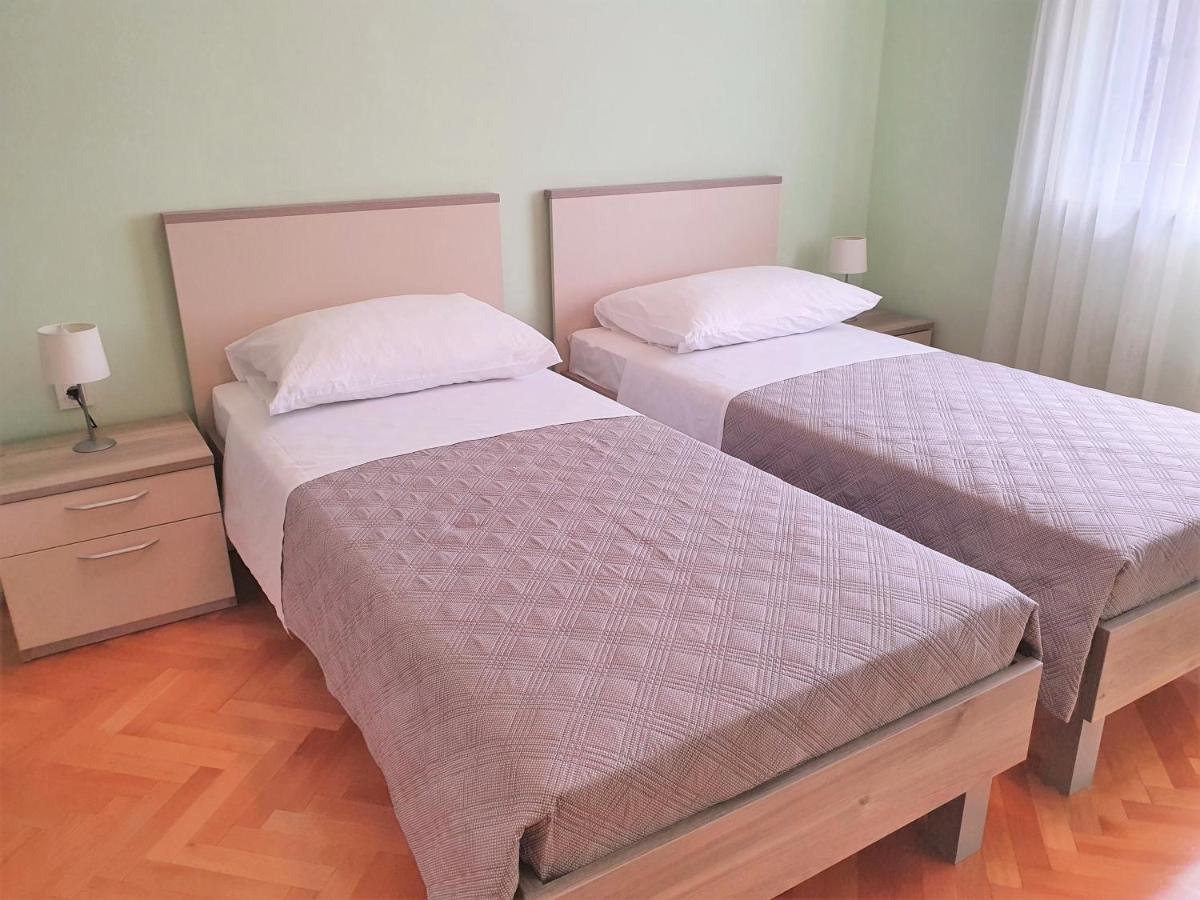 Apartments Martina Vodice Zewnętrze zdjęcie