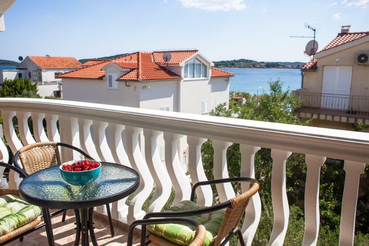 Apartments Martina Vodice Zewnętrze zdjęcie